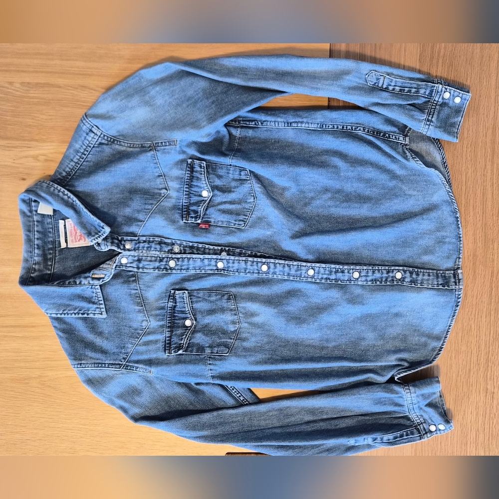 Levi's Light Blue Denim Snap-Front Button-Down Shirt